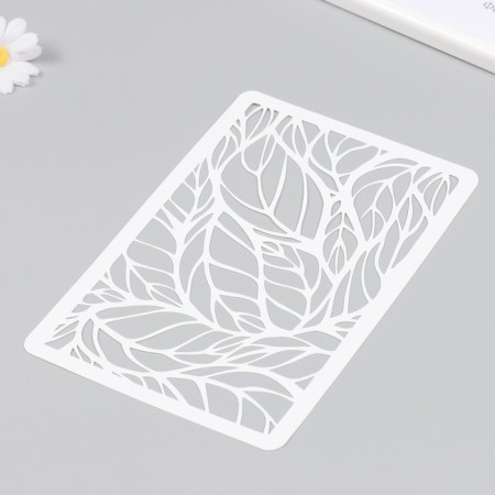 Plastic stencil "leaves" 16x24 cm-1