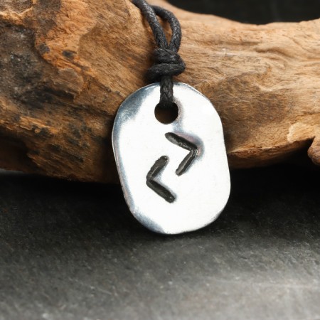 Amulet "Scandinavian runes", Runa Yer, 21x29mm, metallic-1