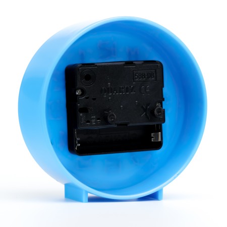 Clock - desktop an alarm clock, discrete move, 10 x 10 cm, aa-2