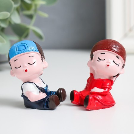 Polystone souvenir "Kindergarten - first sympathy" mix 5.5x5x4x4 cm-1