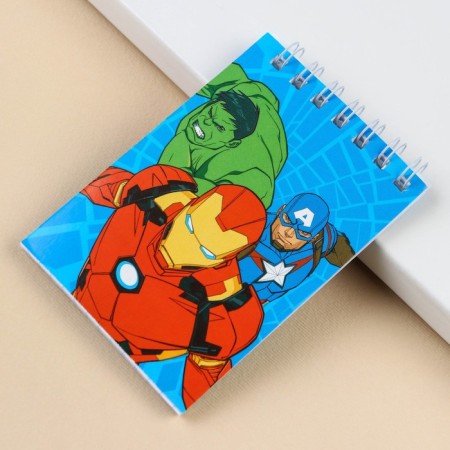 Notepad A7 32 l, on the crest, Avengers-2