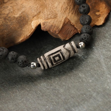 Bracelet from Lava with Busina Ji "Four Grace" No. 2-1
