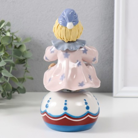 Souvenir Ceramics musical "Clown with a drum, sits on a cup" 9.5x12.5x19.5 cm-2