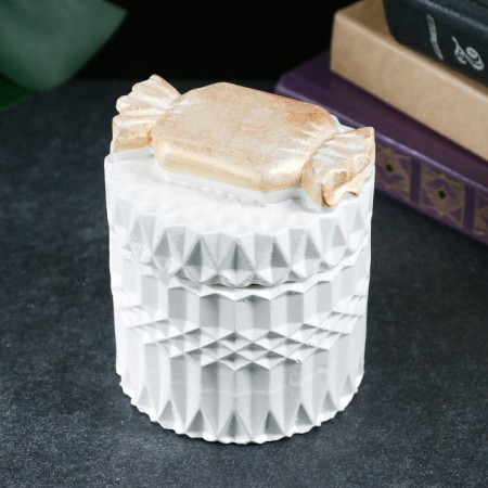 Casket "candy" mother of pearl with gilding, 15cm