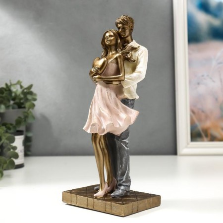 Souvenir Polystone "The in love pair with the heart - hugs" 25.5x8.5x11 cm-1