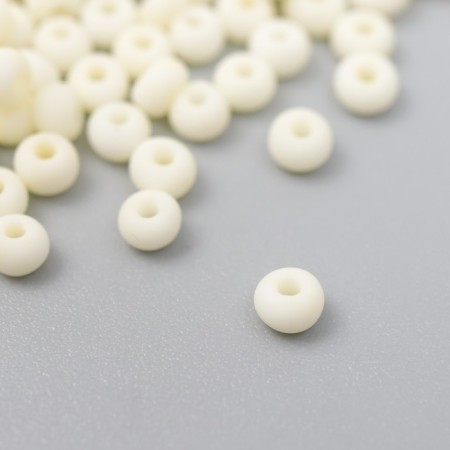 Glass 8/0 "Marshmallow. Matte. Light yellow" 10 g