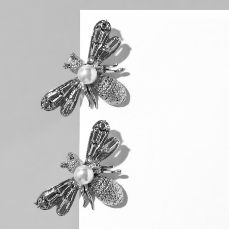 Earrings with pearls "Flies" are fabulous, white color in silver