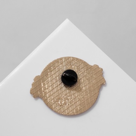 Icon "Japan" Girl with a square, colored in gold-3