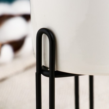 Kashpo "cylinder" white, on a black stand, 14x10x10cm-3