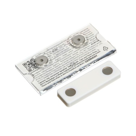 Horizontal badge 35 x 70 mm, magnetic-12