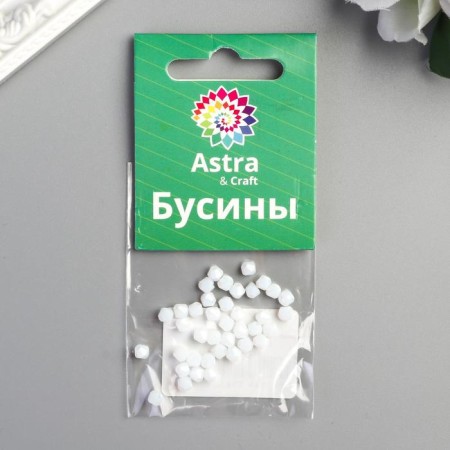 Glass beads (set 40 pcs), 4x4 mm white-3
