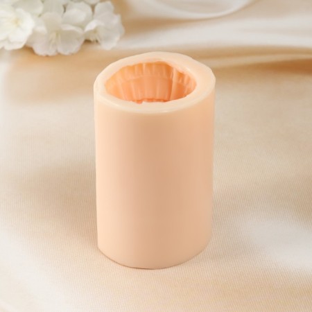 Молд силиконовый "Девочка с киской" 5х4,5х8,5 см-4