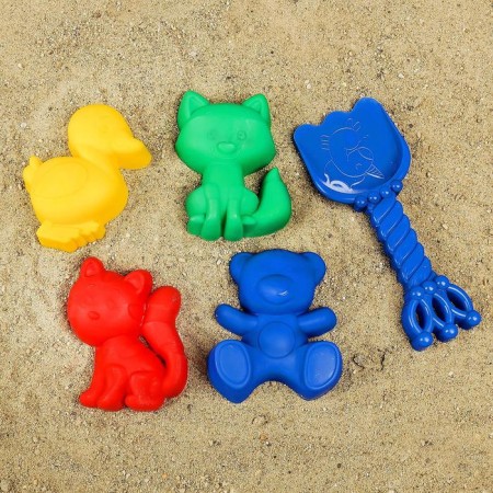 Set for playing in sand No. 103: 4 molds, scoop with crown, mix