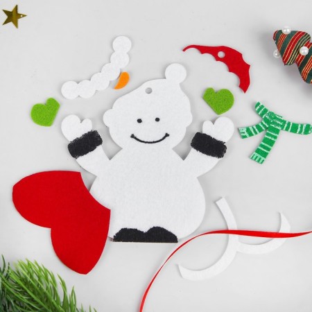 Set for creativity - Create a Christmas tree decoration from felt "Snowman in a hat"-1