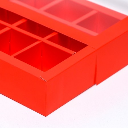 Cardboard box with a shell under 9 sweets, 13.8 x 13.8 x 3.8 cm, cellulose, scarlet-3