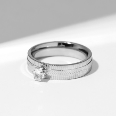 Ring Xuping relief, white color in silver, size 18-1