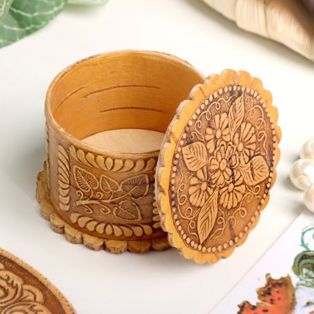 Casket "Chamomile", 40 x 25 mm, birch bark-1