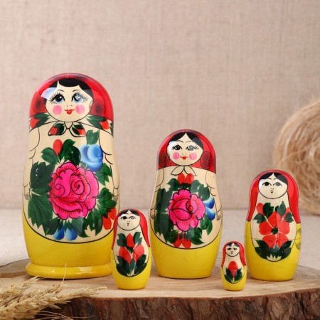 Matryoshka "Lydia", red scarf, 5 puppet, 18 cm, mix-4