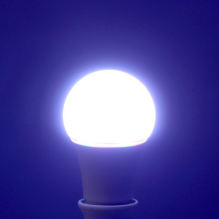 LED LED RGB, with a remote control, A60, 7 W, 560 lm, E27, 220 B-6