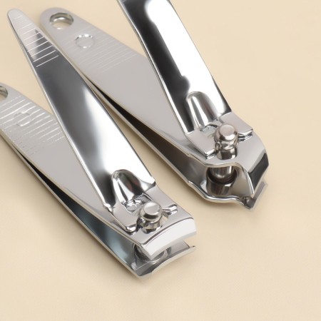 The manicure set "Moore-huma", 7 items, in case, black/white color-7