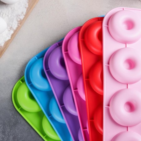 The baking uniform “Sweets. Polor”, silicone, 33 × 25 × 2 cm, 12 cells, d = 6.8 cm, color mix-8
