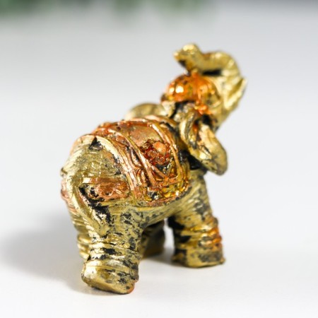 Polystone souvenir "Little Elephant with Rose on the Popon" 3.5x4x2 cm-2