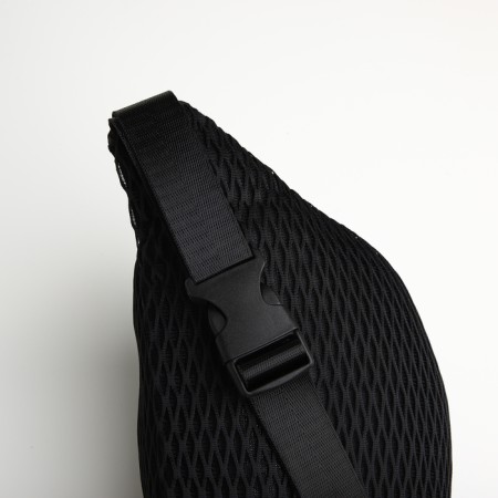 Lightning waist bag, black color-3