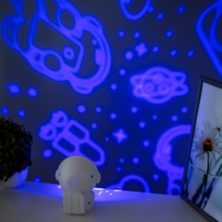 Night-designer "Cosmonaut" LED 3W USB white 9.5x11x13 cm Risalux-5