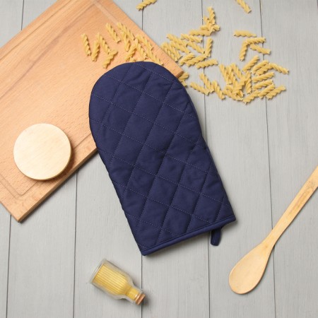The mittens-output Ethel "Kitchen" ts.-6