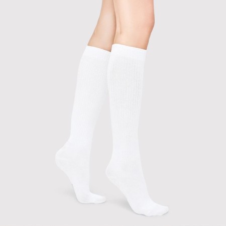 Golphs are women, white color, size 25-27 (39-41)
