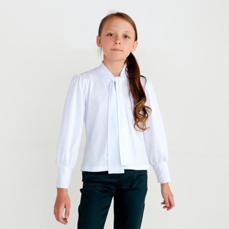 School blouse for a girl, white color, height 146 cm