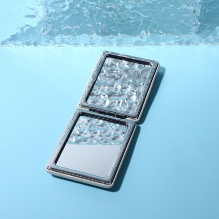 Folding mirror (2) b/deduced metallic 6.3*8.7*1.8 cm to leatherette/metal silver package QF-1