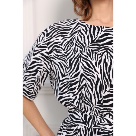 Women's dress, size 54-5