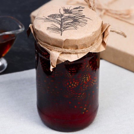Jam "taiga cache" from a pine cone, 440 g-1