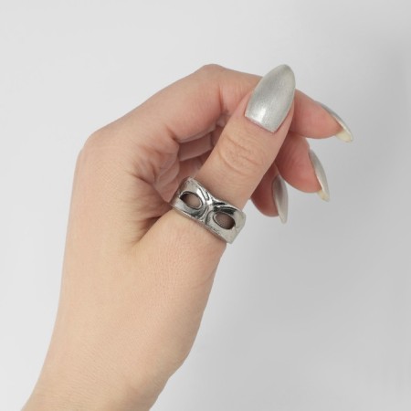 The ring "Mask", the color is black silver, dimensionless-1
