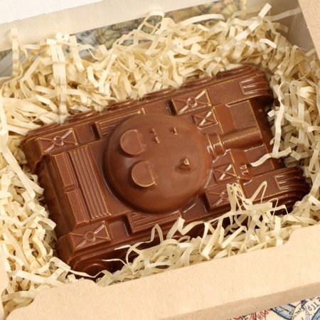 Chocolate figure "Tank", 80 g-1