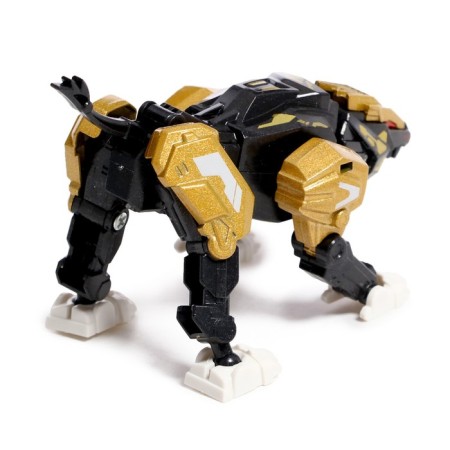 Robot St. John's wort "Leo", with metal elements, is transformed-5
