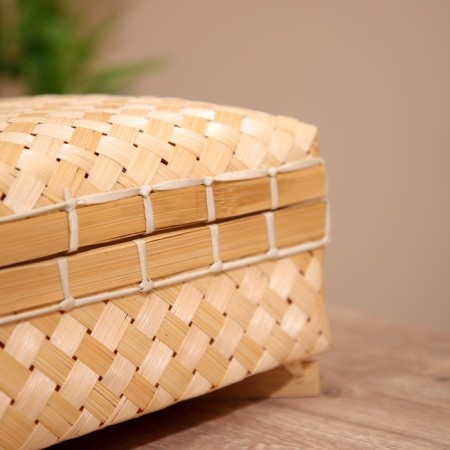 Basket with a covered lid, from bamboo 25x25x15 cm-3