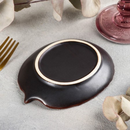 Ceramic "Leaf" dish, 13.5 × 10.5 cm, pink color-2