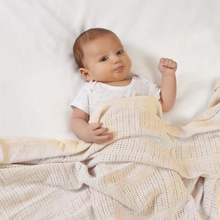 Knitted blanket, size 100x140 cm, milk color