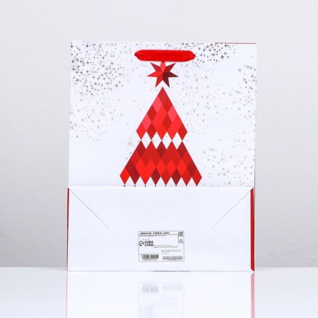 Laminated "Red Christmas tree" 26 x 32 x 12-1