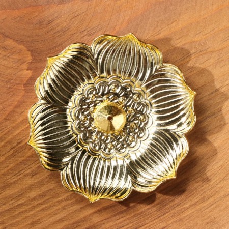 A stand for any incense "lotus", golden, d = 8.5 cm-1