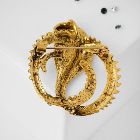 Brooch "Snake" cobrai ball, green color in black gold-1