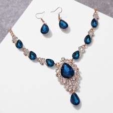 Set 2 objects: earrings, necklace “vernissage” heart and flowers, white-sea color in gold, 42cm