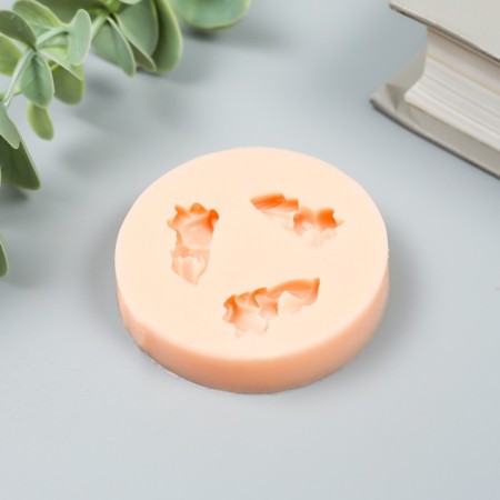 Silicone Mold "Three flowers" 2.2x1.5 cm-2
