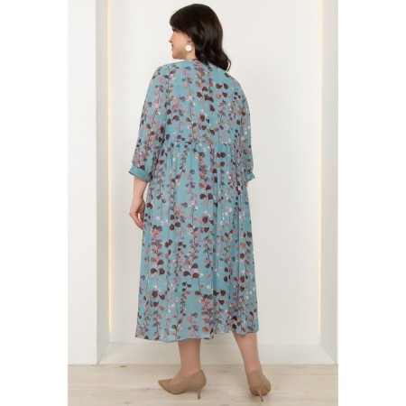 Women's dress, size 48-4