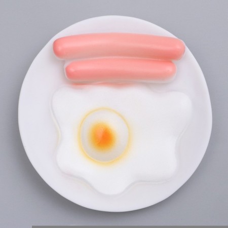 Toy squeezing "breakfast" for dogs, 13.5 cm, on a white plate-1