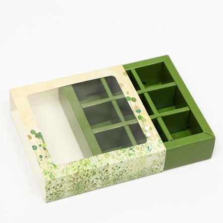 Box for 9 sweets with a shell "Greens" with a window 14.5 x 14.5 x 3.5 cm-1