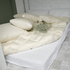 Light blanket, size 240x250 cm, color mix