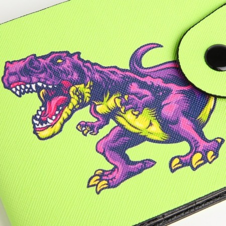 Wallet on the button, the color is green-3